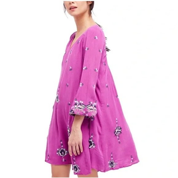 Embroidered swing dress - Picture 8 of 10